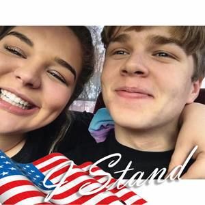 Meet your Posher, Leighton